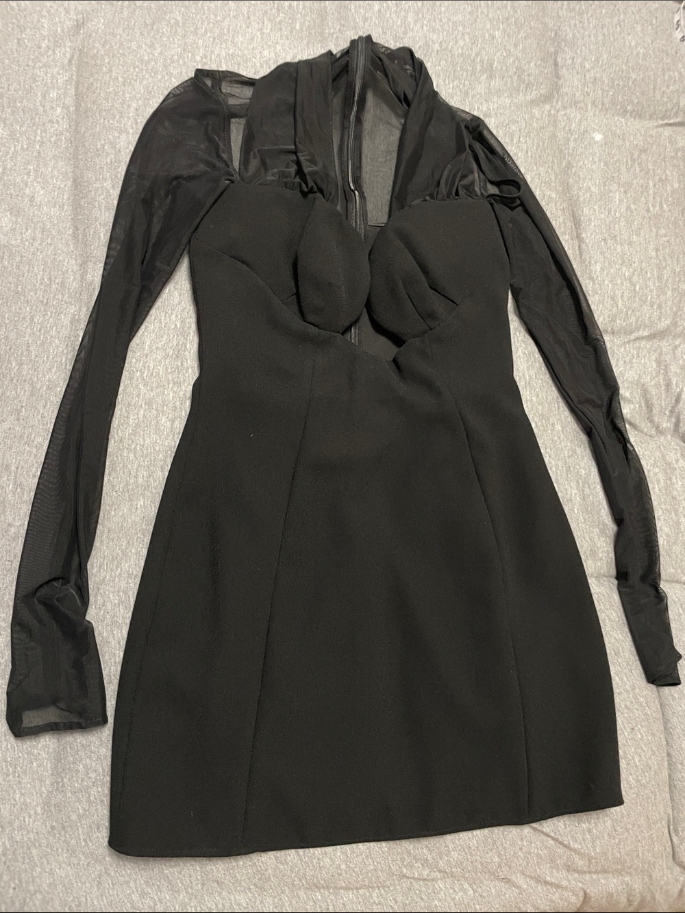 House of CB "Holly" Black Plunge Long Sleeve Crepe Mini Dress - Small